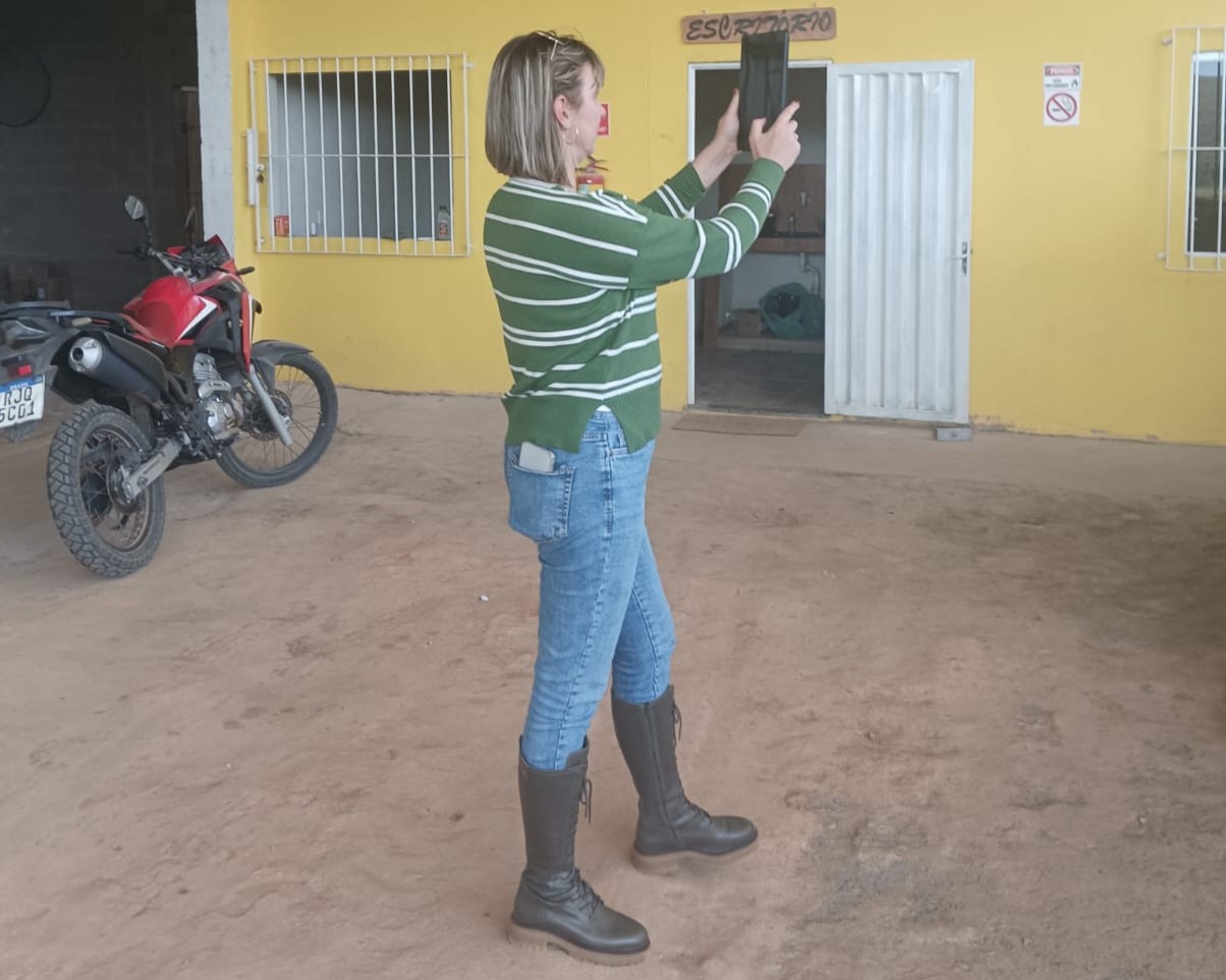 Novos Tablets e Decibelímetros Otimizam Trabalho da Equipe de Licenciamento Ambiental do Consórcio Caparaó